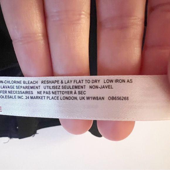 Free People Intimately Vest of All Crop Top Size Small Black Bralette Cami - Picture 10 of 10